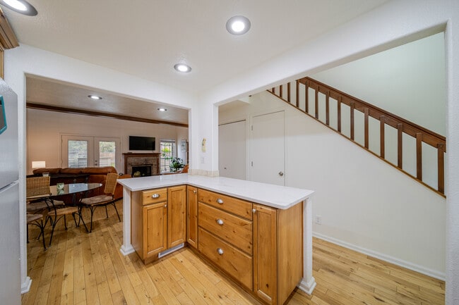 Photo - 3124 S Falling Brook Ln