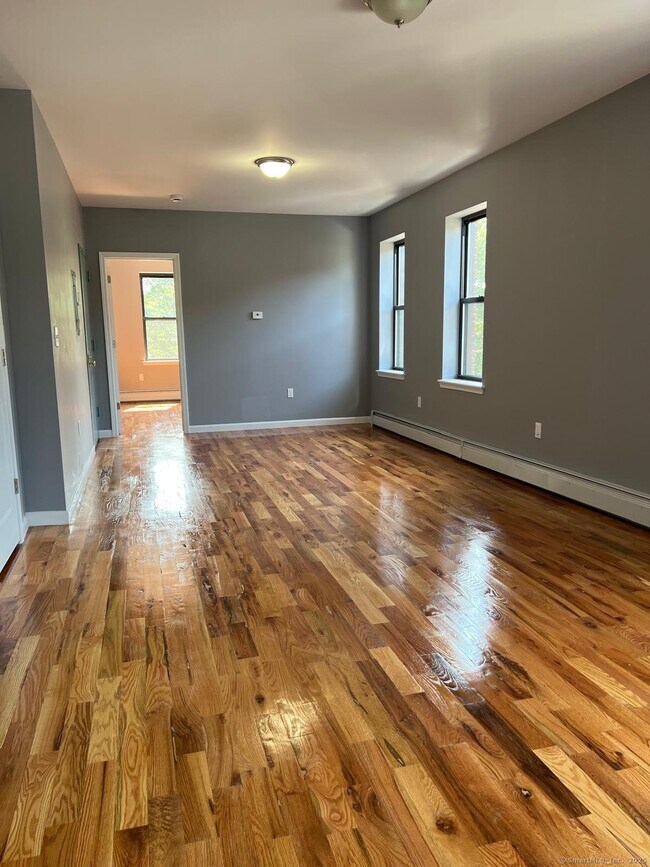 Photo - 79 Barbour St Unit N3