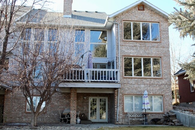 Photo - 2 bedroom Golf course Condo Unit 2