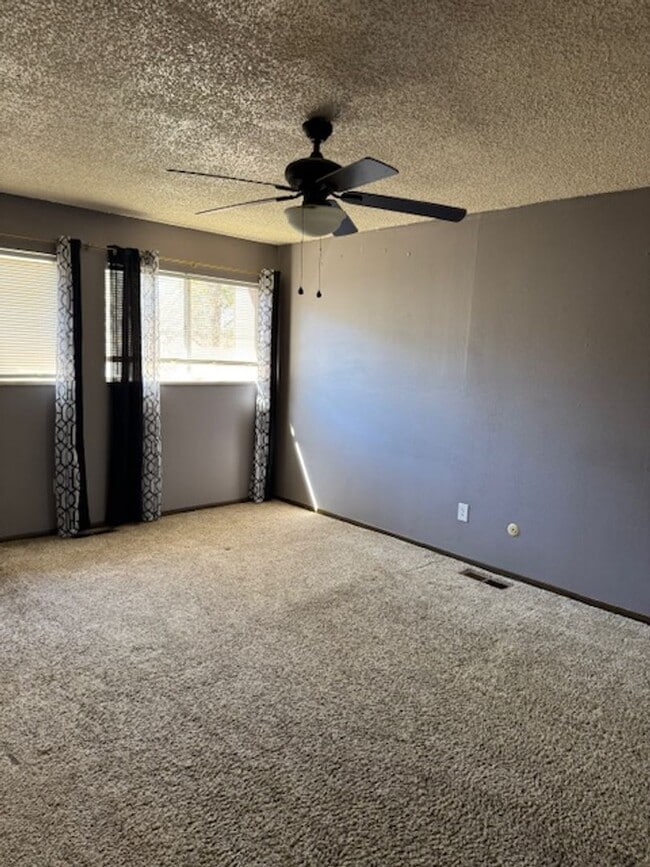 Photo - ALL PROSPECTIVE TENANTS MUST SUBMIT A $58 ...