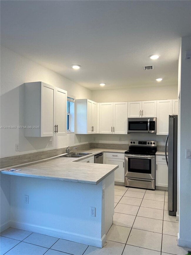 1211 SE 27th Terrace