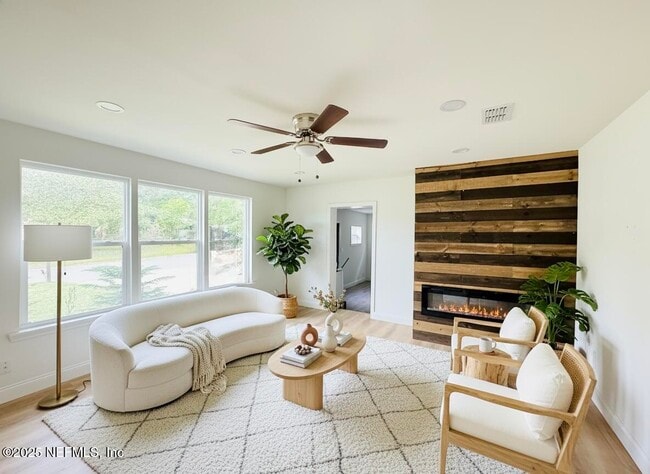 Photo - 1836 Agave Cir S