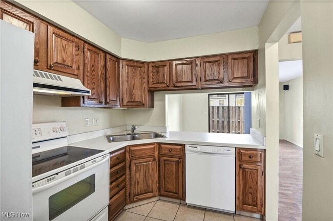 Photo - 5544 Beach Ct