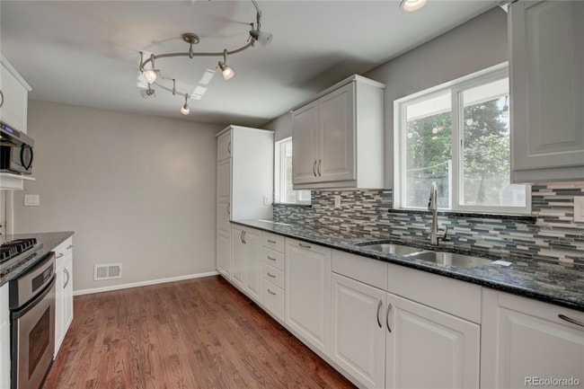 Photo - 6671 S Logan St