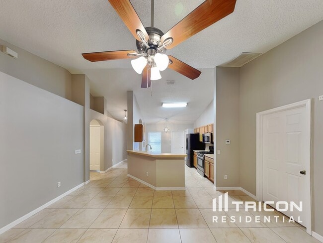 Photo - 335 Heritage Estates Ln