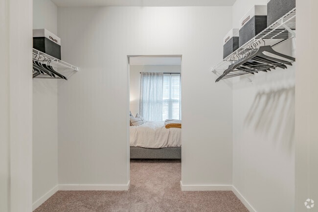 2BR, 2BA - 1,206SF - Closet 1
