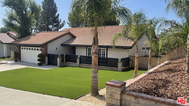 Photo - 19106 Merion Dr