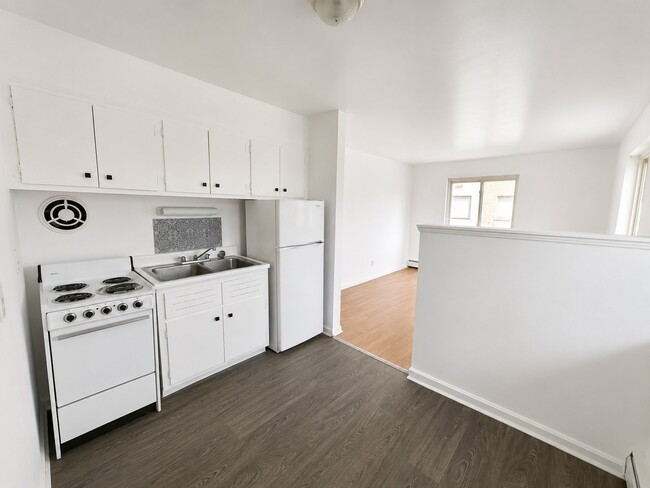 Photo - 2729 Queen City Ave Unit 2