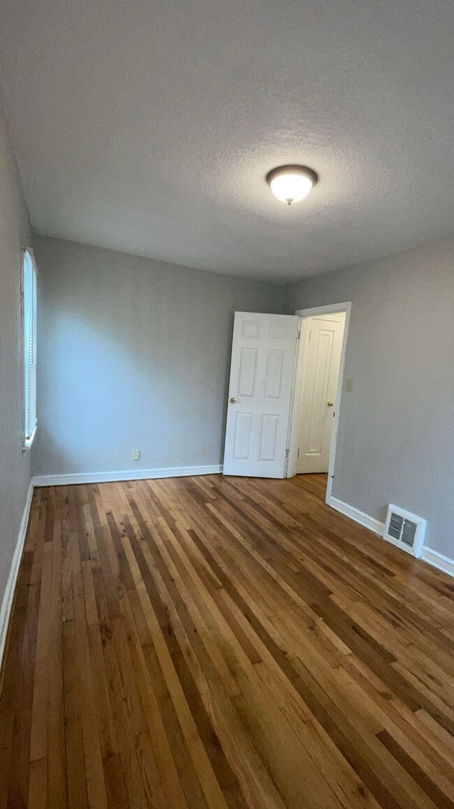 Photo - 4756 N 19th Pl