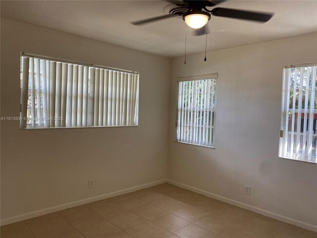 Photo - 928 W Camino Real