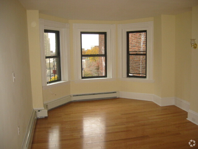 Building Photo - 1084 Boylston St Unit 2 Rental