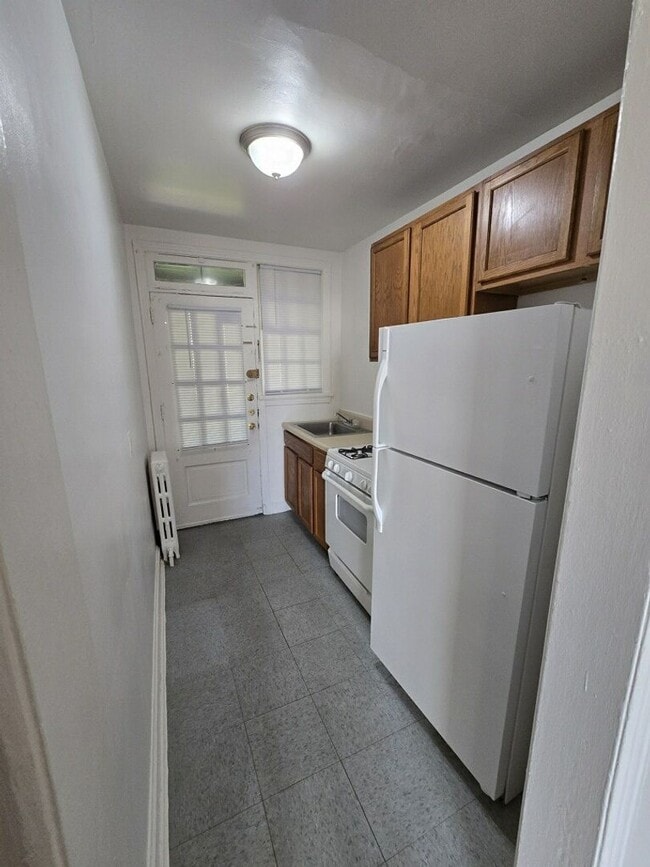 Photo - 3308 East Capitol St NE Unit D