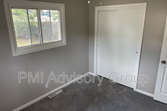 Photo - 602 SE 37th St