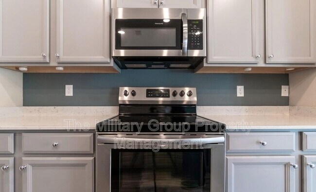 Photo - 9234 Gilmore Grove Way