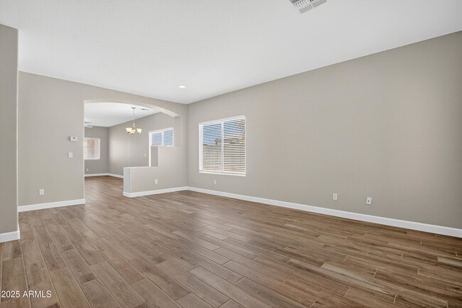 Photo - 11902 W Jefferson St