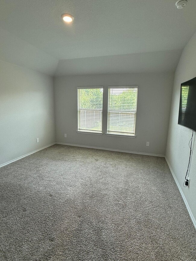 Photo - 112 Piping Rock Dr