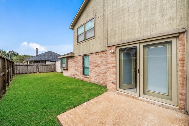 Photo - 2610 Lazy Spring Ct