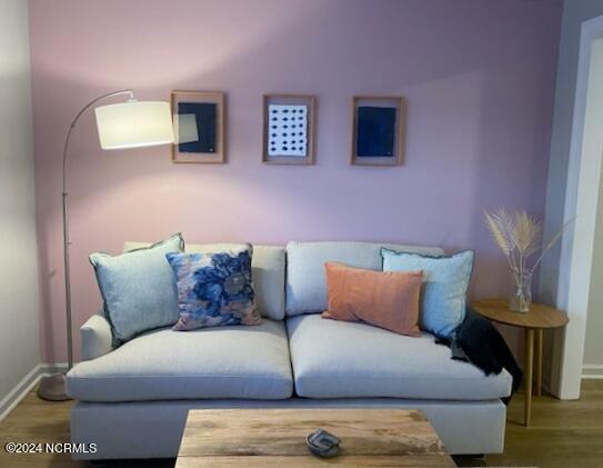 Photo - 809 Shakespeare Dr