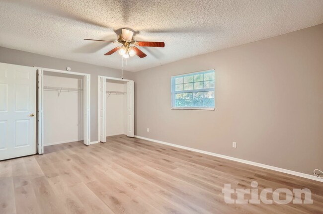 Photo - 2641 Gleneagles Dr