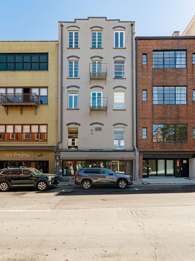 Photo - Fabulous Downtown Asheville Apartment