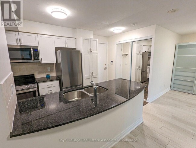 Photo - 2121 Lake Shore Blvd W Unit 509