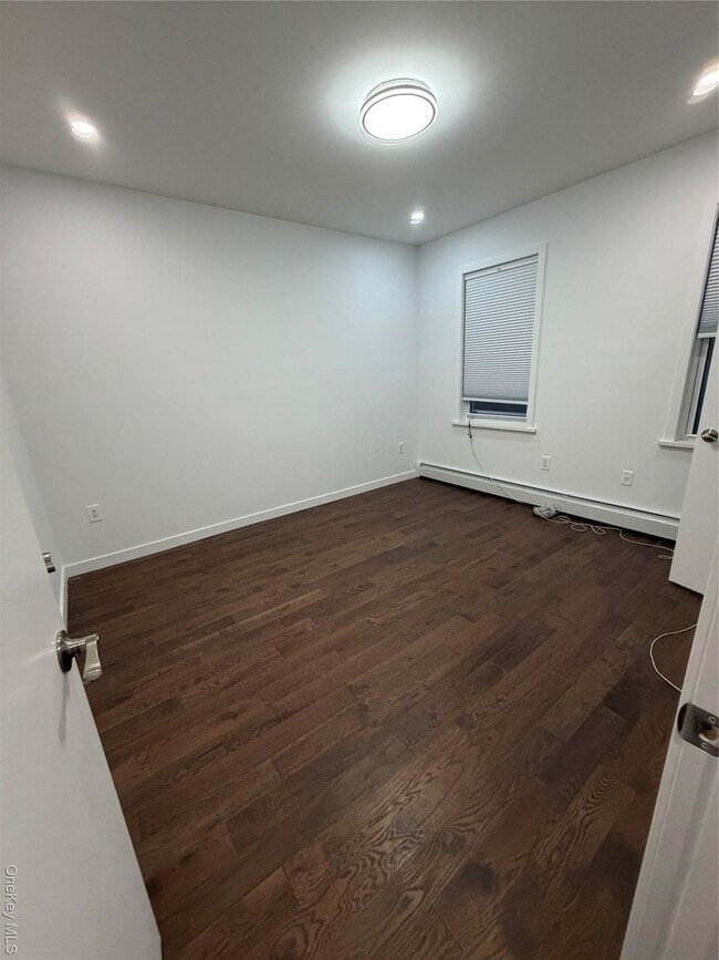 Photo - 609 Ovington Ave Unidad 1