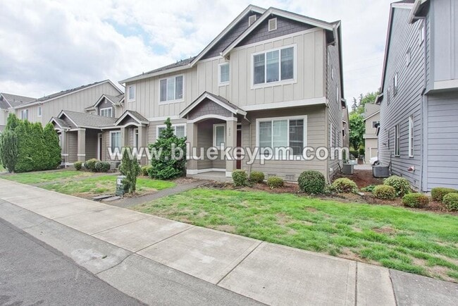 Photo - 3 Bed, 2.5 Bath Townhome with Upstairs Office or Tech Room