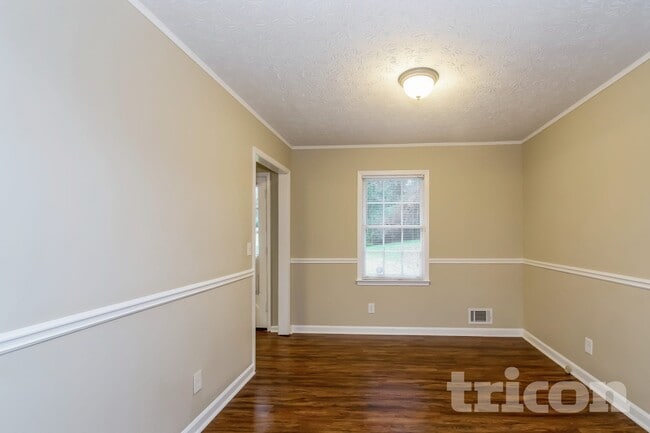 Photo - 4273 Ipwich Ct SW