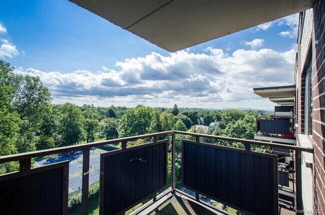 Photo - 160 Academy St Unit 3N