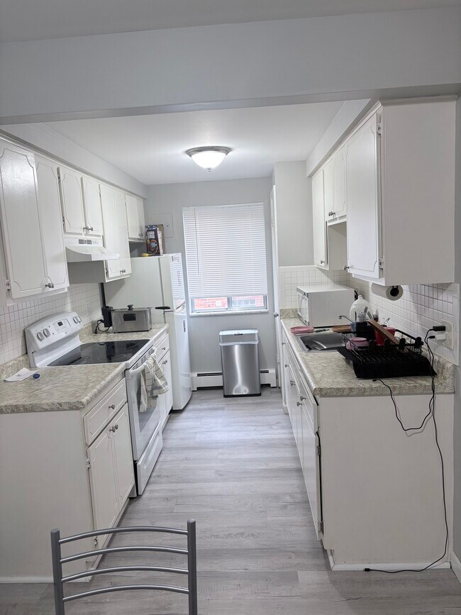 Photo - 21426 Beaconsfield St Unit 4c