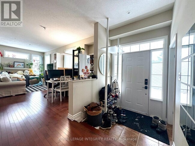 Photo - 26 Torbec Ave