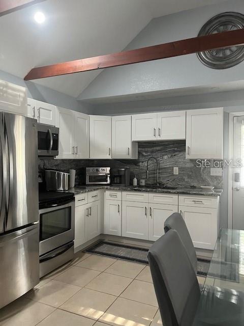 Photo - 130 Ave H SE