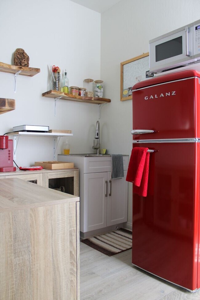 Room for Rent in Tehachapi.. Rental House Rental in Tehachapi, CA