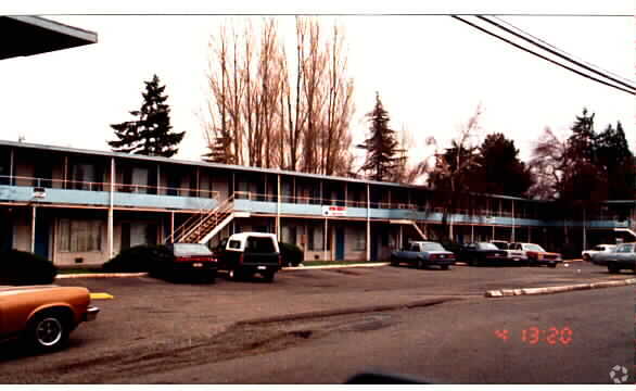 Birchcrest Apartments - Birchcrest Apartments