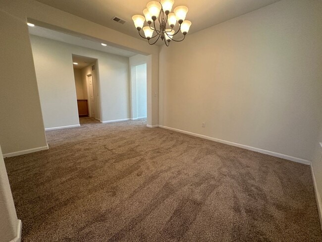 Photo - Gorgeous 3 Bed / 2.5 Bath Home in Desirable Rose Garden Community!