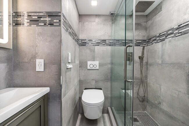 Photo - 3725 S Ocean Dr Unidad 1203