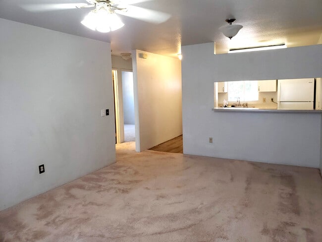 Sala de estar - 94-608 Lumiaina St