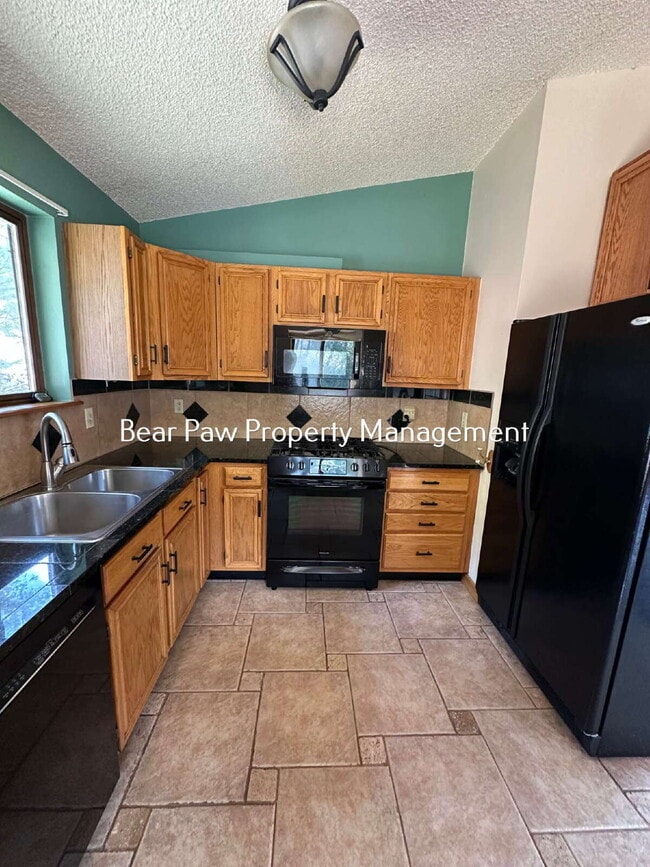 Photo - "Charming 3-Bedroom Retreat with 2 Full Baths in Conifer"