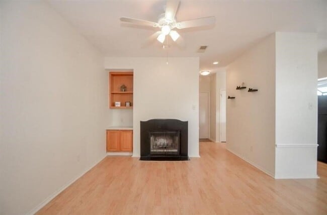 Photo - 1103 Dulles Ave Unit 604