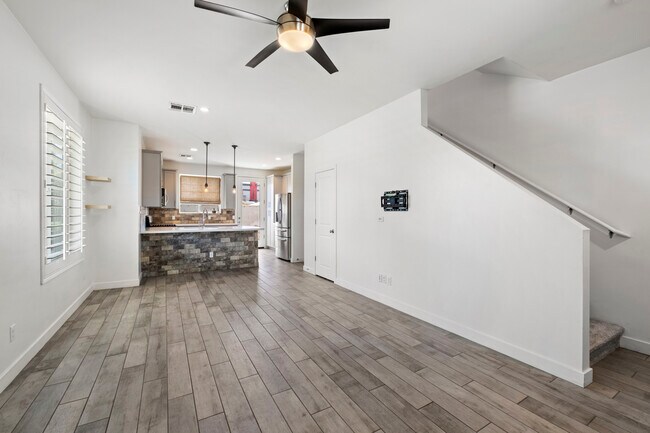 Photo - 3030 N 38th St