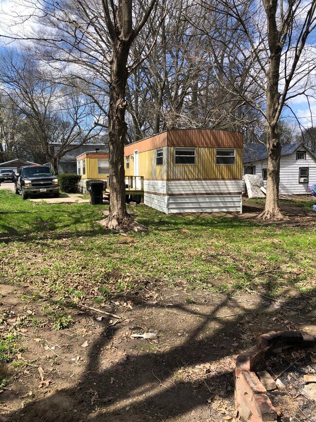 Nice 3 bedroom 1 bath mobile home with ope... Rental House Rental in