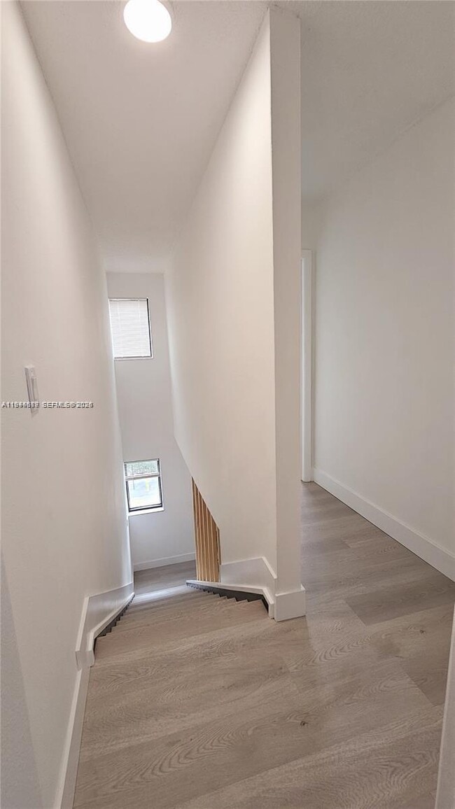 Photo - 5 Olive Dr Unit 19