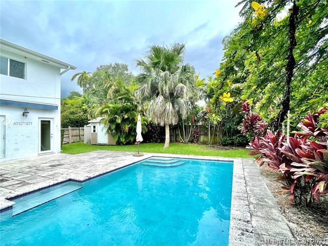 Photo - 10672 SW 77th Ave