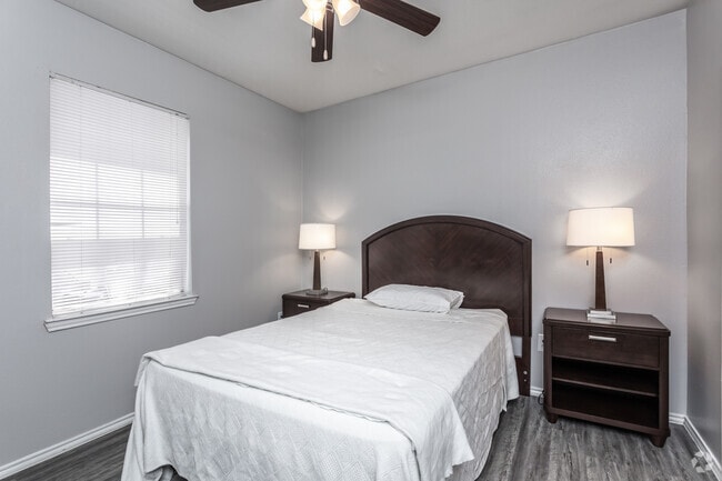 Photo - Palo Alto Apartment Homes