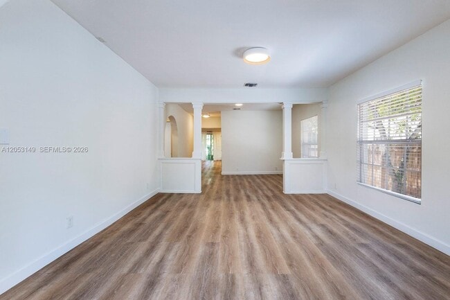 Photo - 3628 Thomas Ave