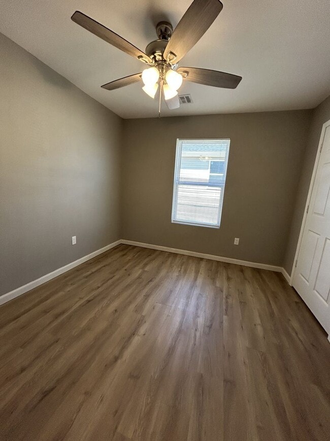 Photo - 712 Columbus St Unit 712 N Columbus -  A