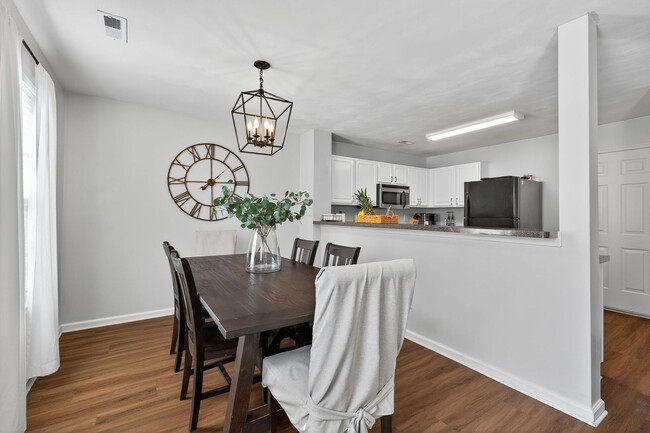 Photo - House for Rent in Norfolk