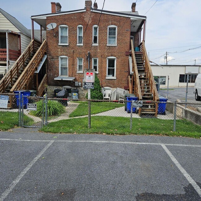 Photo - 1 Bedroom Apartment on First Floor! Unit 409 George Street A