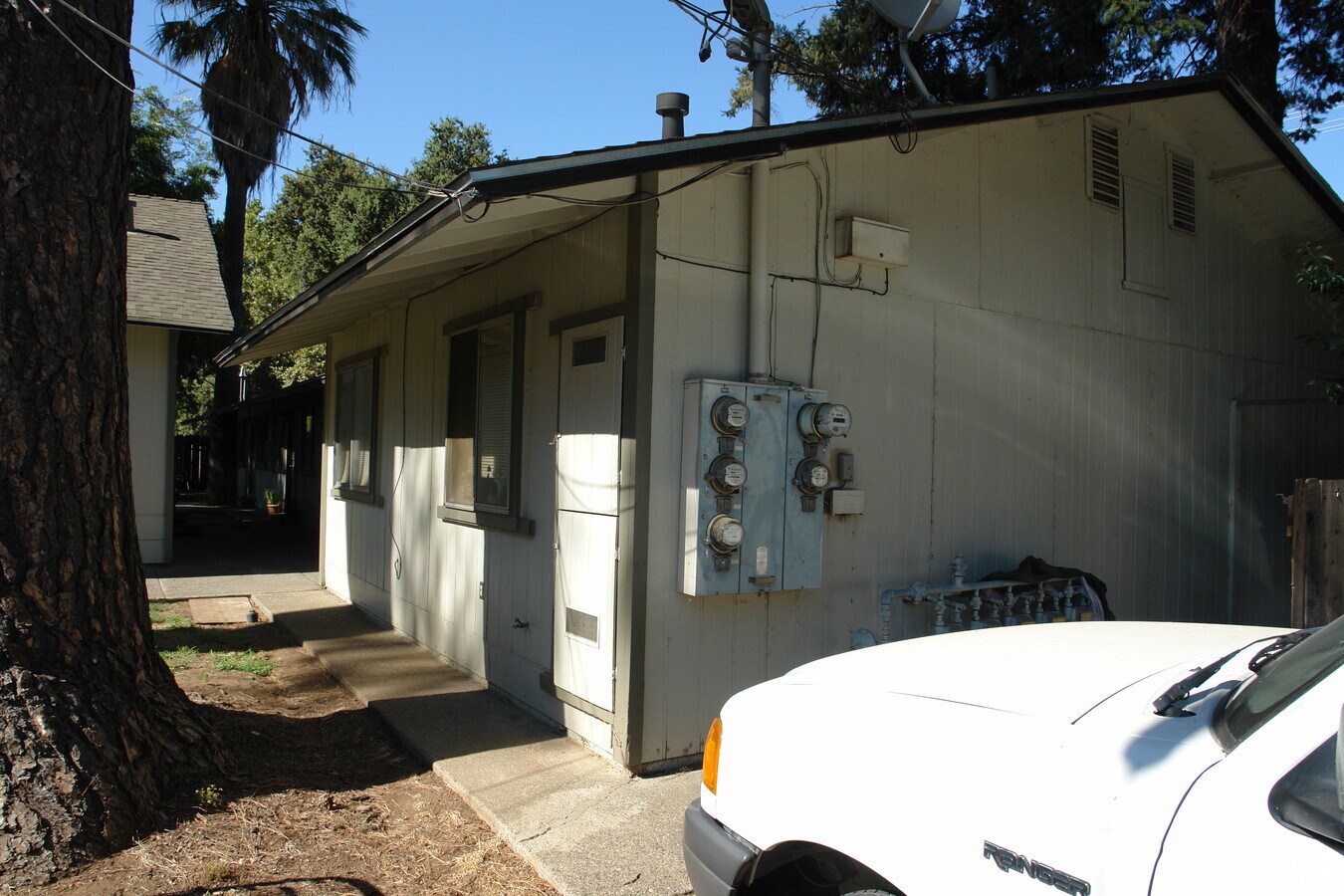 Photo - 1149 Olive St