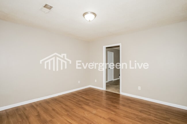 Photo - 3316 Sweet Springs Dr